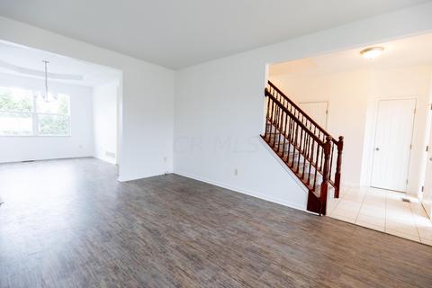 110 Trail East SW, Pataskala, OH 43062 photo 9