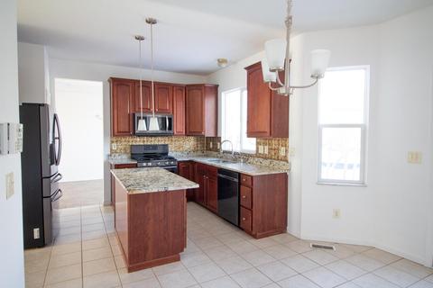 110 Trail East SW, Pataskala, OH 43062 photo 4