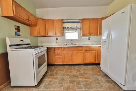 504 E Broadway St, Wellston, OH 45692 photo 7