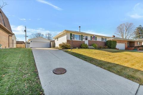 1883 Ormond Ave, Columbus, OH 43224 photo 3