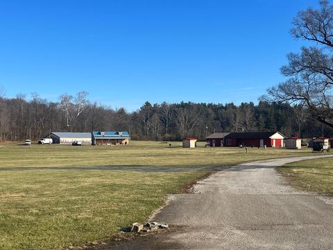 37200 Hocking Dr, Logan, OH 43138 photo 1