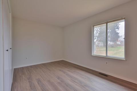 142 Maple Ave, Jackson, OH 45640 photo 6