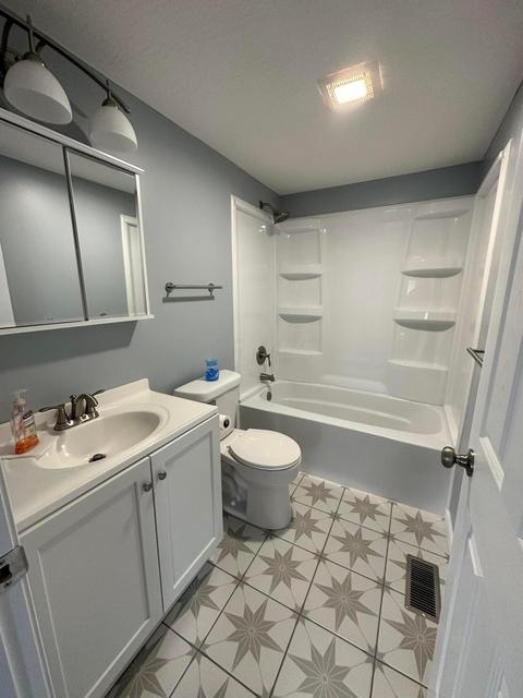 429 Faye Ave, Circleville, OH 43113 photo 11