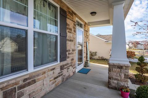 345 Rolling Acre Dr, Lithopolis, OH 43136 photo 5
