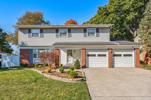 6787 Bowerman St W, Worthington, OH 43085