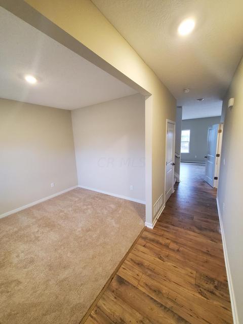129 Brazos Dr, Delaware, OH 43015 photo 4