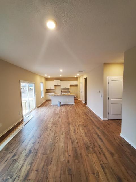 129 Brazos Dr, Delaware, OH 43015 photo 2
