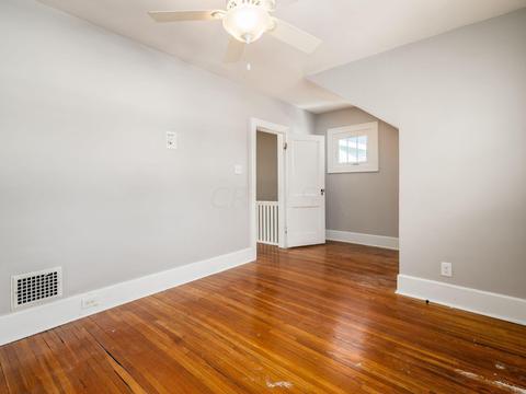 211 E Longview Ave, Columbus, OH 43202 photo 24