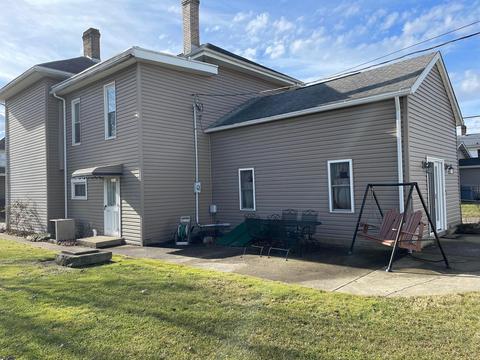 364 E Hunter St, Logan, OH 43138 photo 4