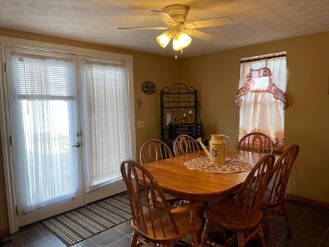 364 E Hunter St, Logan, OH 43138 photo 15