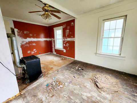 1104 E Locust St, Lancaster, OH 43130 photo 3