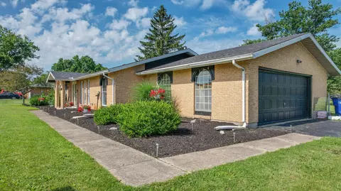 3715 Springfield Jamestown Rd, Springfield, OH 45502 photo 5