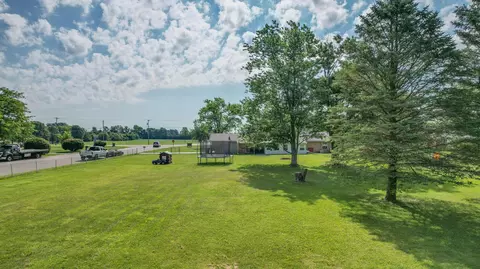 3715 Springfield Jamestown Rd, Springfield, OH 45502 photo 7