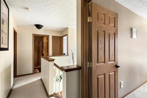 5572 Walnut View Blvd, Columbus, OH 43230 photo 17
