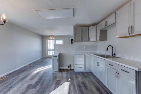 2006 Amanda St, Springfield, OH 45506 photo 12