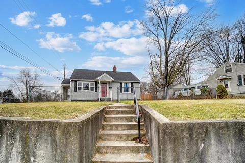 2563 Kenton St, Springfield, OH 45505 photo 3
