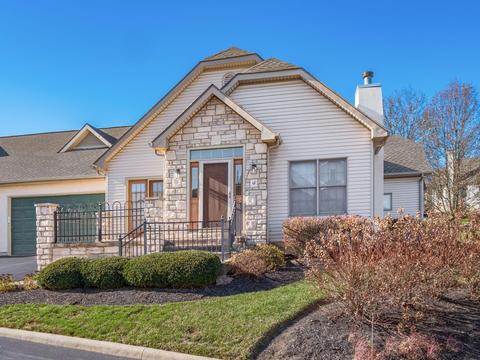 9 Timmons Woods Dr, Delaware, OH 43015
