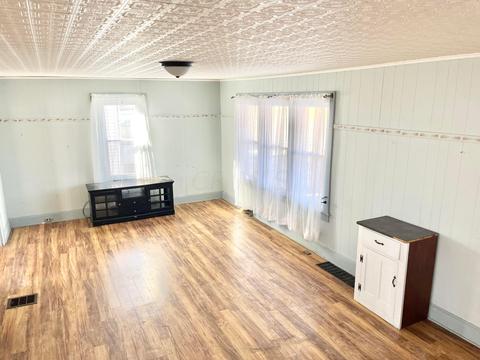 936 E Main St, Lancaster, OH 43130 photo 5