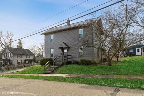 39 S Edgehill Dr, Fredericktown, OH 43019