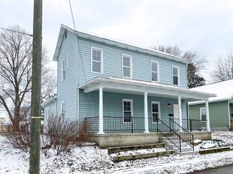 727 3rd St, Logan, OH 43138