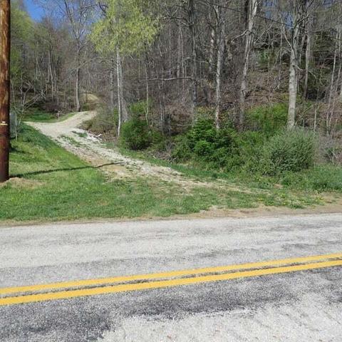 5885 Savage Hill Rd SE, Sugar Grove, OH 43155