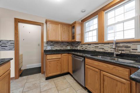 358 E Weber Rd, Columbus, OH 43202 photo 14