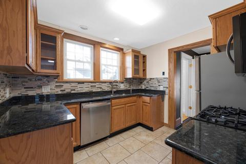 358 E Weber Rd, Columbus, OH 43202 photo 12