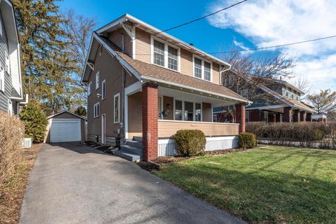 358 E Weber Rd, Columbus, OH 43202 photo 2