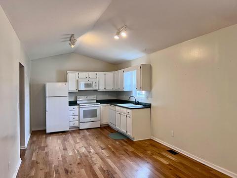 1225 Norfolk Ave, Circleville, OH 43113 photo 4