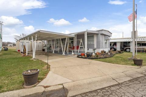 5460 Cartwright Ln E, Dublin, OH 43016