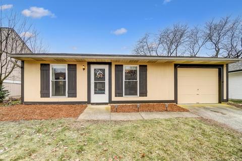 3823 Farm Brook Ln, Columbus, OH 43204 photo 2