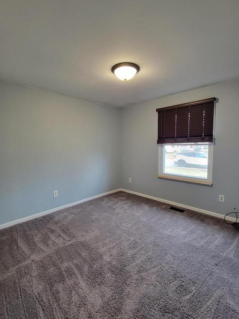 2065 Ottawa Dr, Circleville, OH 43113 photo 10