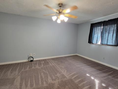 2065 Ottawa Dr, Circleville, OH 43113 photo 5