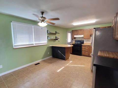 2065 Ottawa Dr, Circleville, OH 43113 photo 4