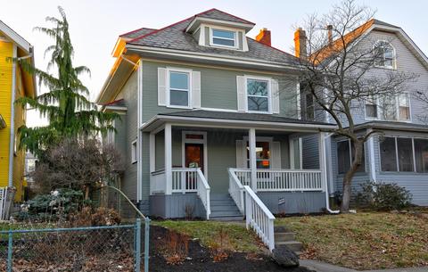 2569 Glen Echo Dr, Columbus, OH 43202
