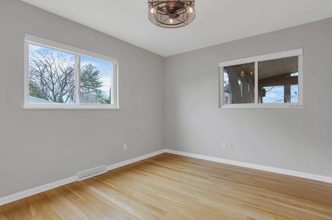 530 E Torrence Rd, Columbus, OH 43214 photo 18