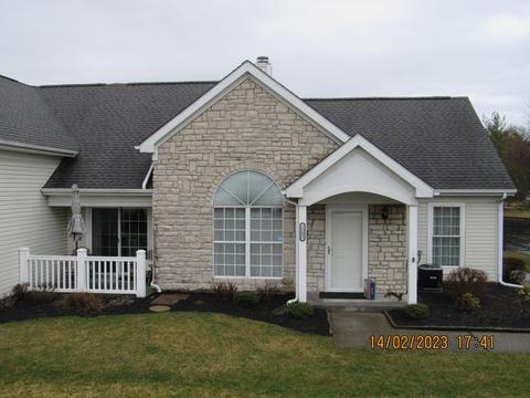1203 Dunhurst St, Circleville, OH 43113