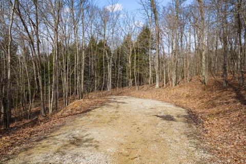 15747 Rocky Fork Rd, Rockbridge, OH 43149