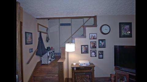 167 E Water St, Circleville, OH 43113 photo 5