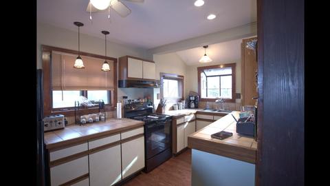 167 E Water St, Circleville, OH 43113 photo 3