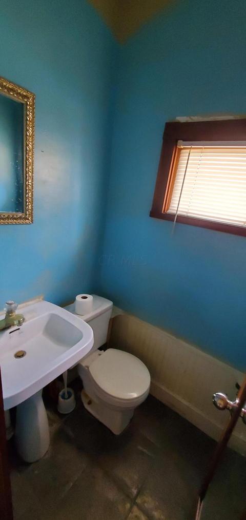 17 E 9th St, Dresden, OH 43821 photo 8