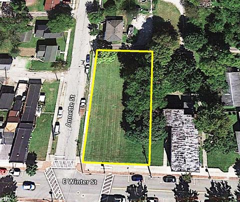 153 E Winter St, Delaware, OH 43015