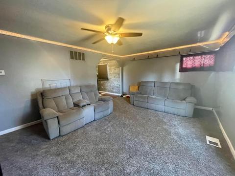 525 E 3rd St, Waverly, OH 45690 photo 4