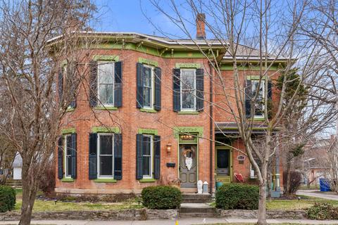 68 W Central Ave, Delaware, OH 43015