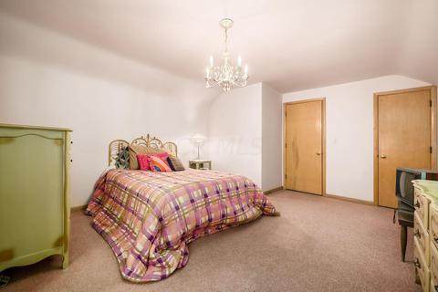 2585 E Broad St, Bexley, OH 43209 photo 43
