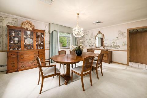 2585 E Broad St, Bexley, OH 43209 photo 10