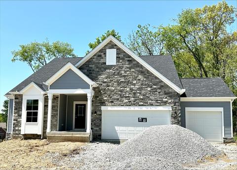 378 River Oaks Dr, Heath, OH 43056