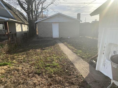 407 E Mound St, Circleville, OH 43113 photo 8