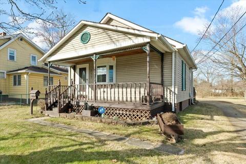 133 Robinwood Ave, Columbus, OH 43213