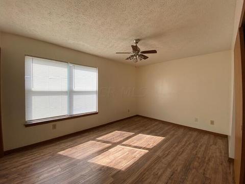 1705 Bluhm Rd, Columbus, OH 43223 photo 9